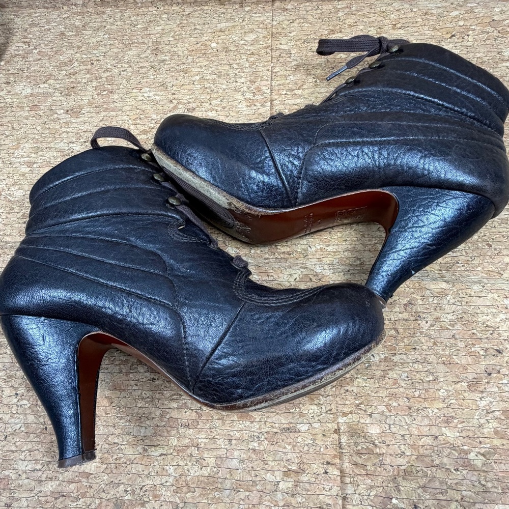 Chie Mihara Black Leather Lace-Up Ankle Boots Heeled EU 40 US 9.5 Shoes - Picture 3 of 16